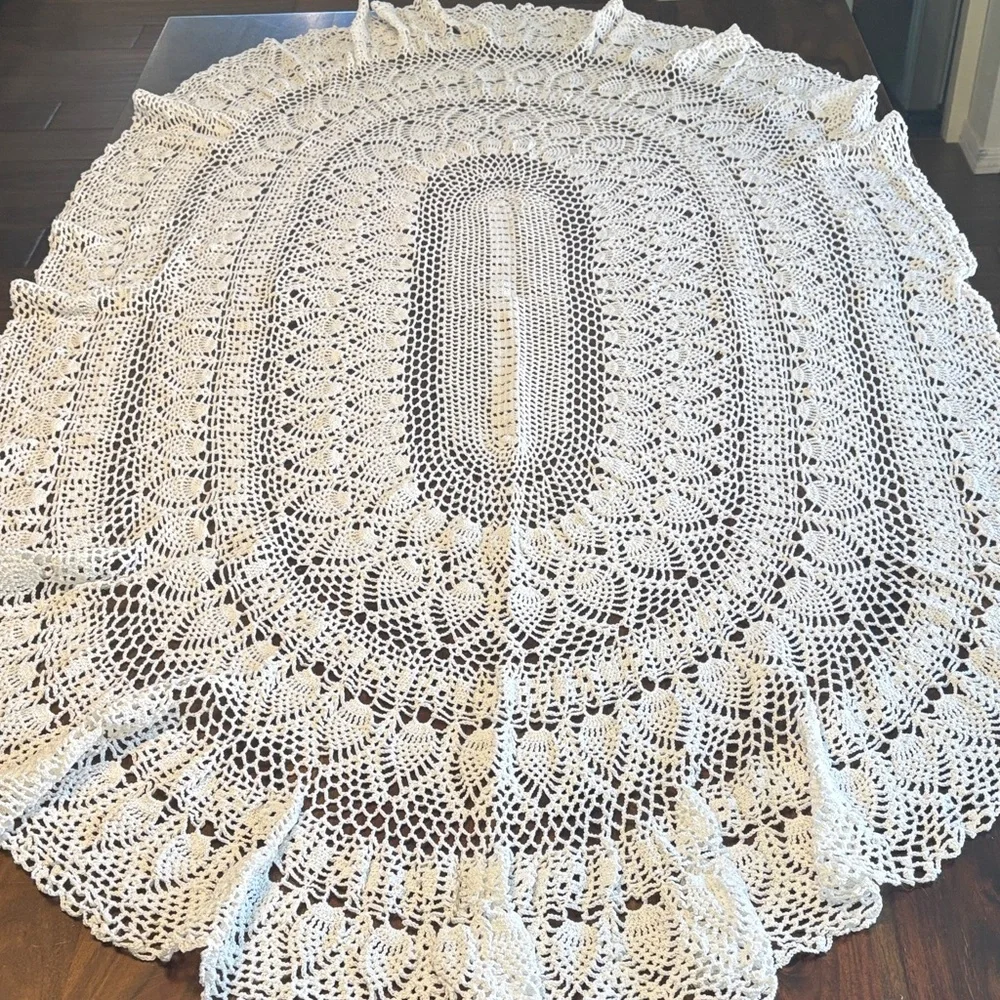 Vintage Large Handmade Oval Crochet Lace Tablecloth - White- OH MY! 36